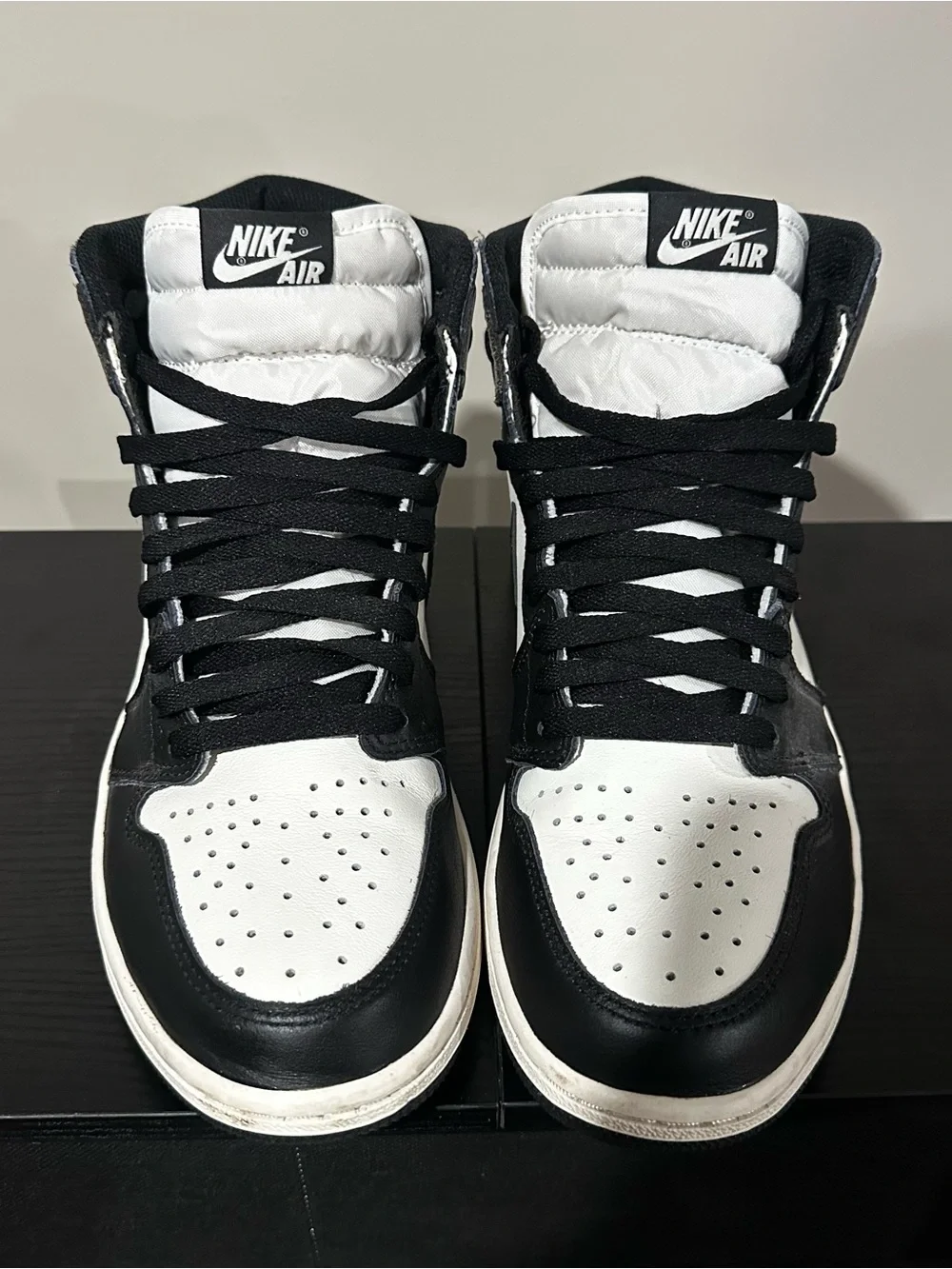 Air Jordan 1 Retro High OG (Dark Mocha)